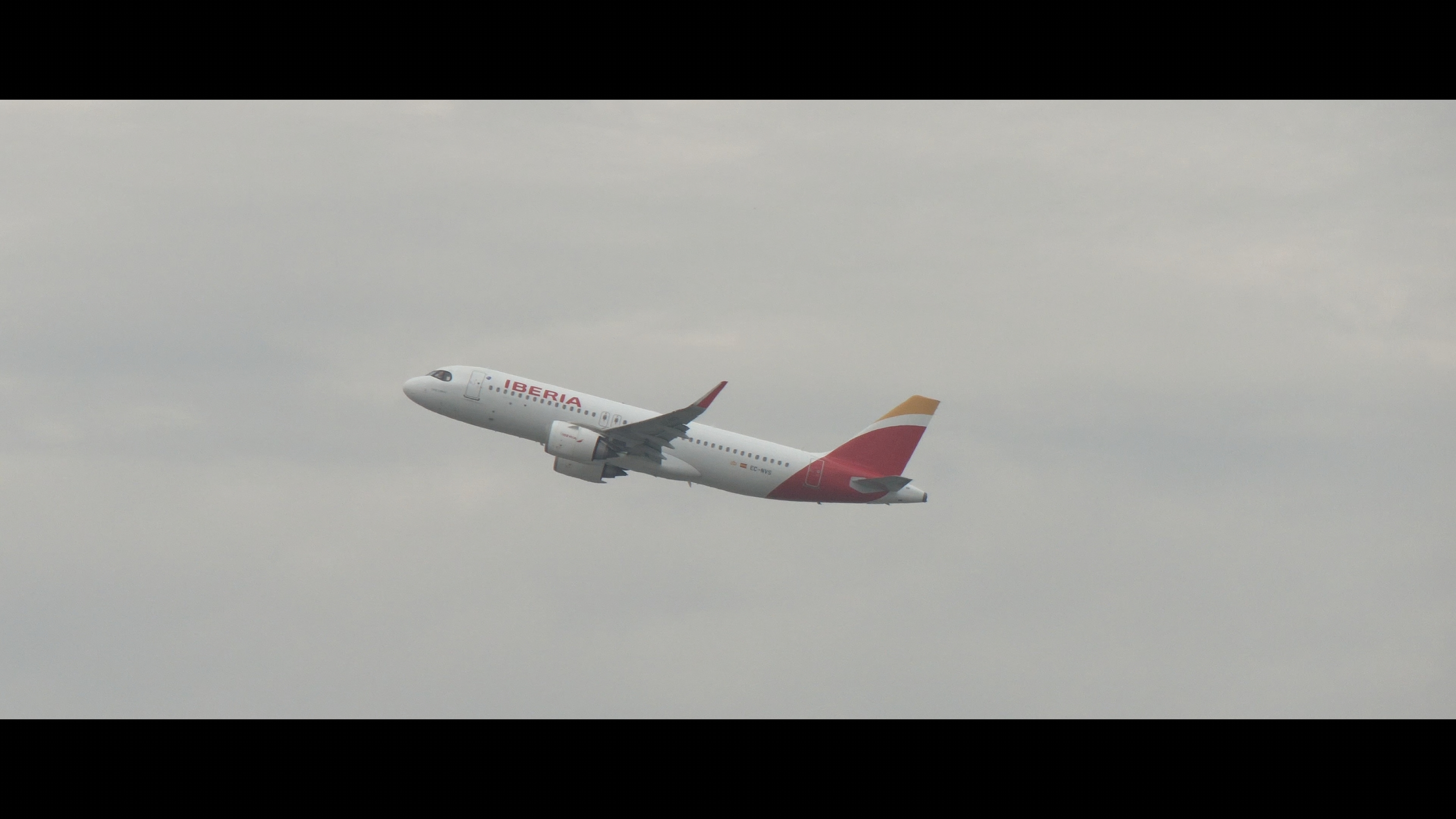 Iberia Airbus A320-251